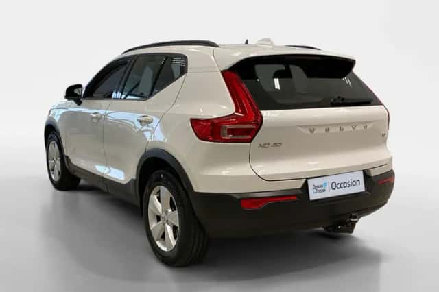 Volvo XC40 (2022) thumbnail 7