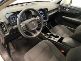Volvo XC40 (2022) thumbnail 10