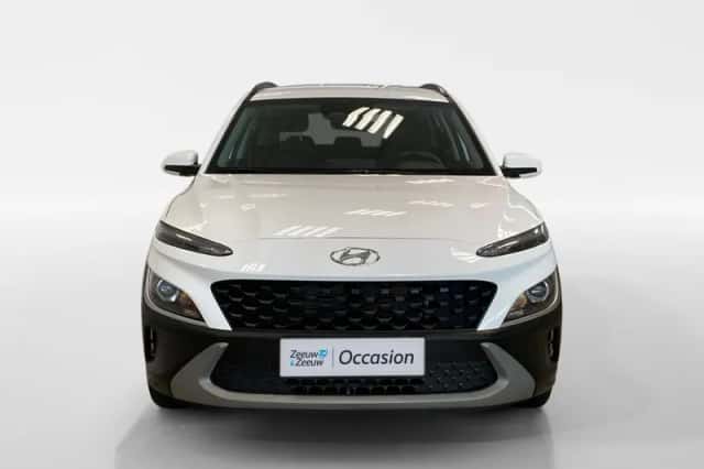 Hyundai Kona (2023) thumbnail 2