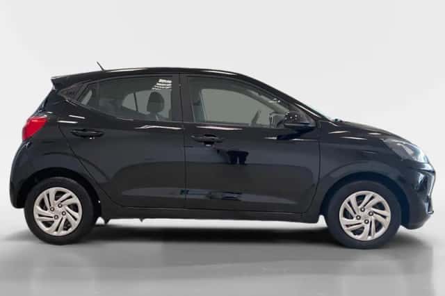 Hyundai i10 (2021) thumbnail 4