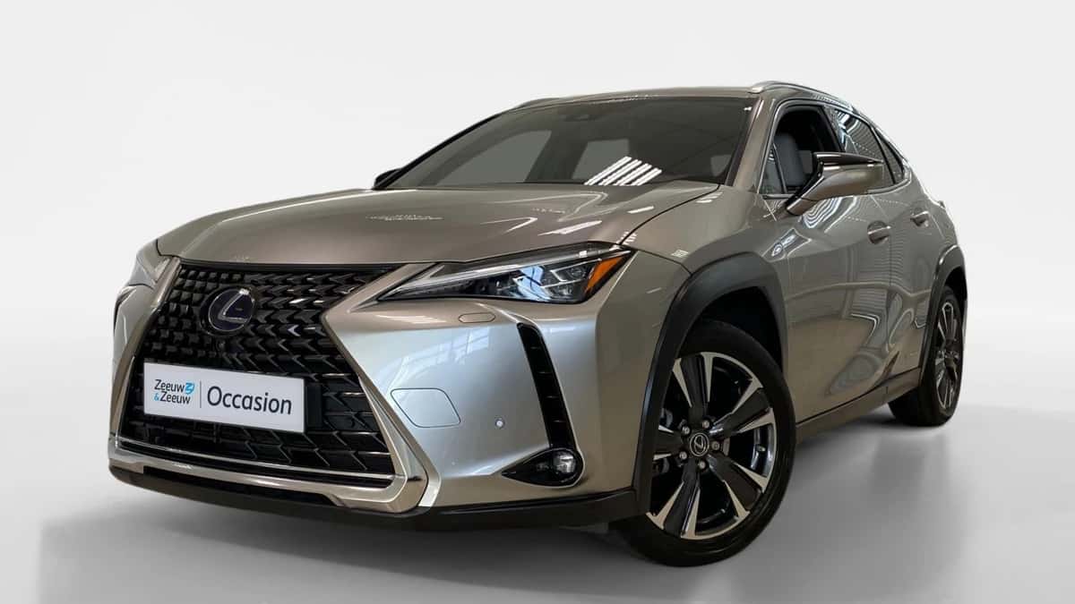 Lexus UX (2020) — foto 1
