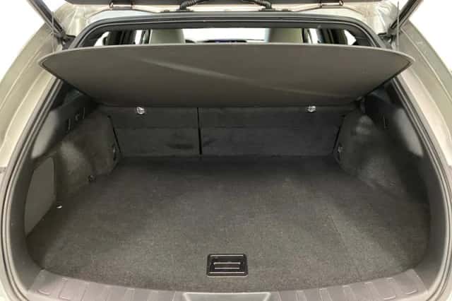 Lexus UX (2020) thumbnail 26