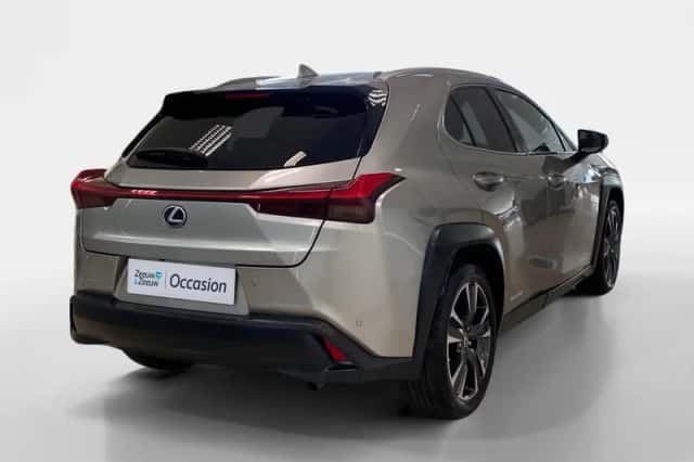 Lexus UX (2020) thumbnail 5