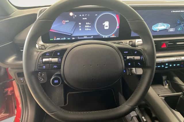 Hyundai Ioniq 6 (2023) thumbnail 17