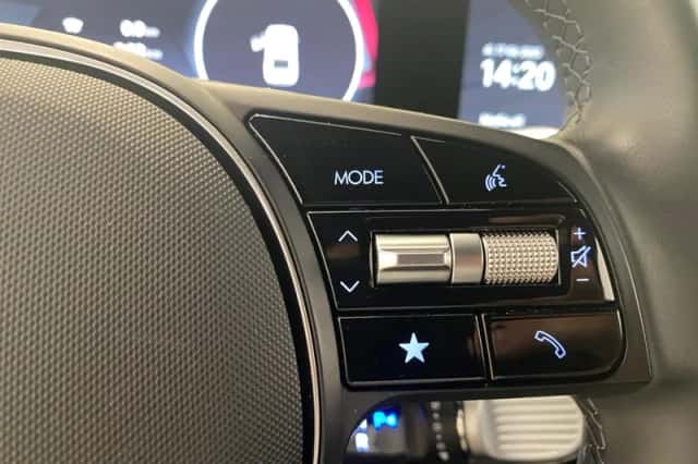 Hyundai Ioniq 6 (2023) thumbnail 19