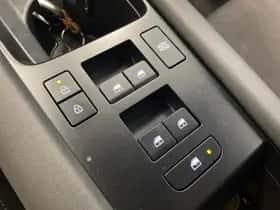 Hyundai Ioniq 6 (2023) thumbnail 21