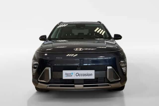 Hyundai Kona (2023) thumbnail 2