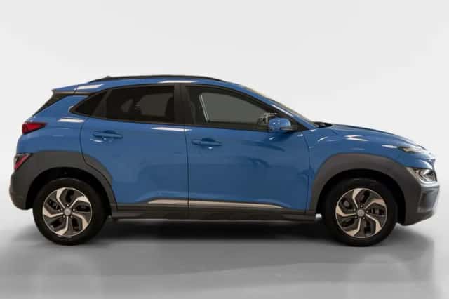 Hyundai Kona (2022) thumbnail 4