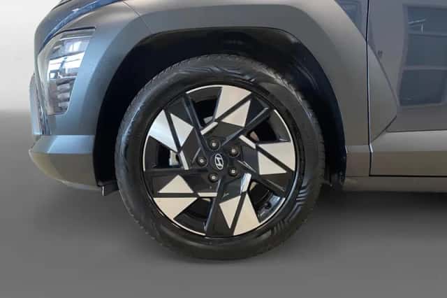 Hyundai Kona (2025) thumbnail 8