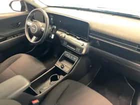 Hyundai Kona (2023) thumbnail 12