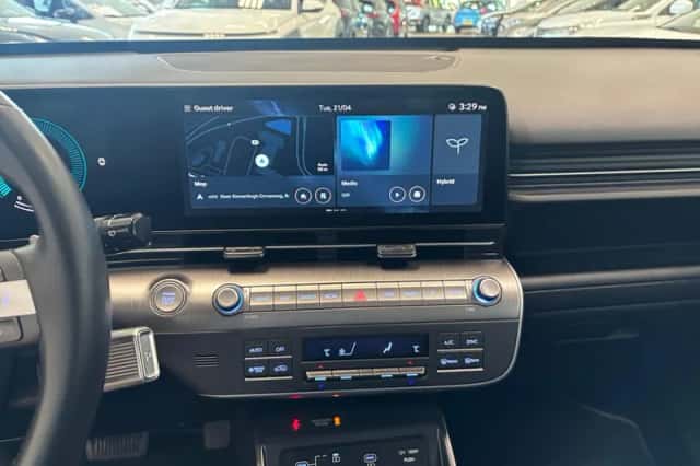 Hyundai Kona (2023) thumbnail 14
