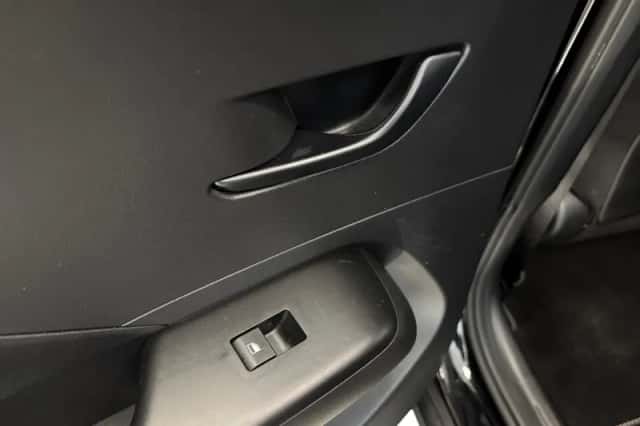 Hyundai Kona (2023) thumbnail 20