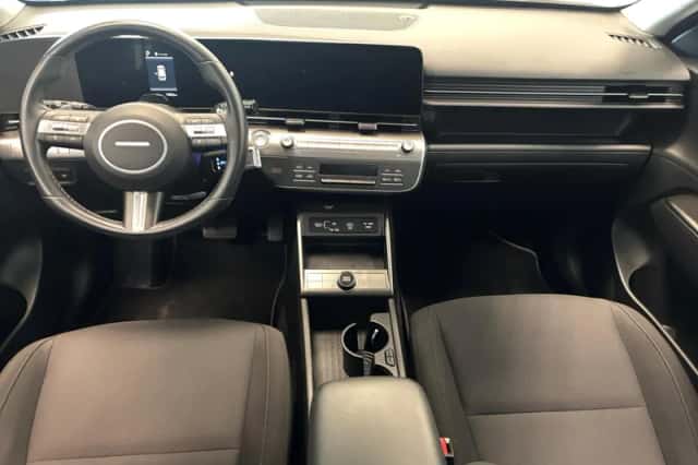 Hyundai Kona (2023) thumbnail 9
