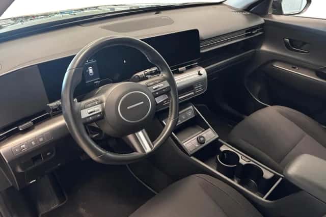 Hyundai Kona (2023) thumbnail 10