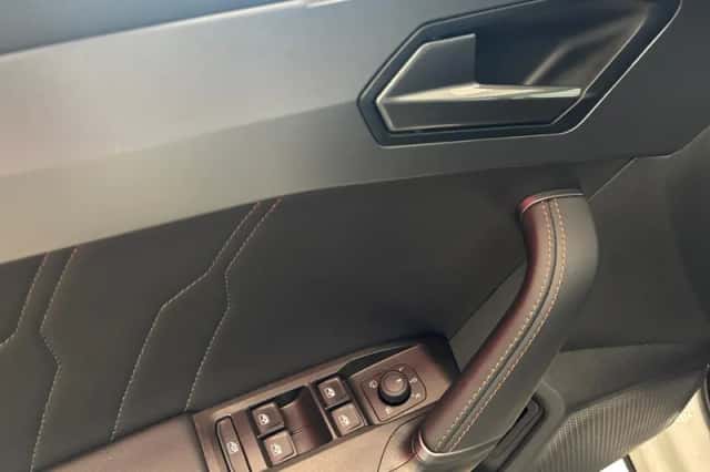 CUPRA Formentor (2024) thumbnail 24