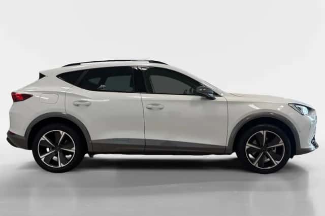 CUPRA Formentor (2024) thumbnail 4