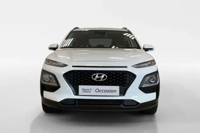 Hyundai Kona (2018) thumbnail 2