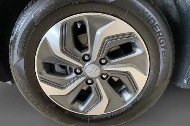 Hyundai Kona (2018) thumbnail 8