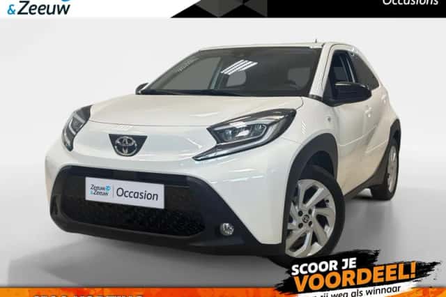 Toyota Aygo (2023) thumbnail 1