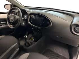 Toyota Aygo (2023) thumbnail 19
