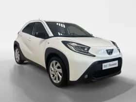 Toyota Aygo (2023) thumbnail 3