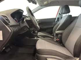 Hyundai i20 (2019) thumbnail 11