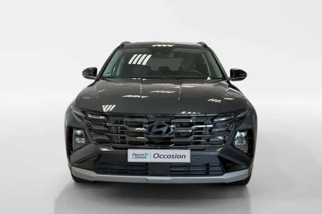 Hyundai Tucson (2025) thumbnail 2
