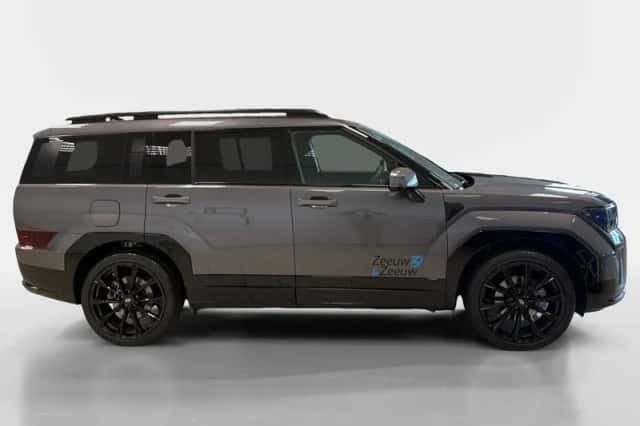 Hyundai Santa Fe (2025) thumbnail 4