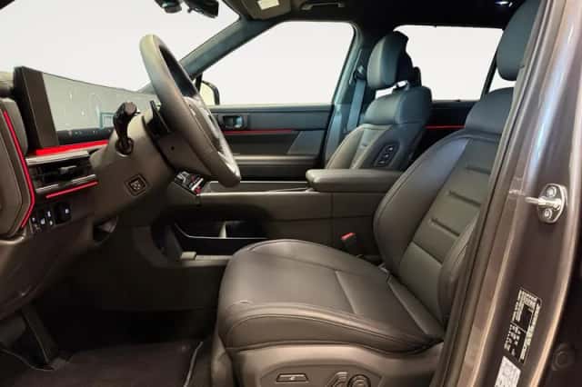 Hyundai Santa Fe (2025) thumbnail 9
