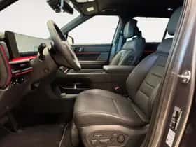 Hyundai Santa Fe (2025) thumbnail 9