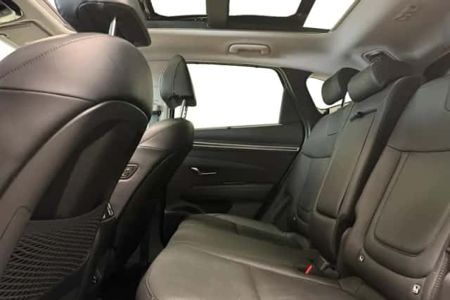 Hyundai Tucson (2021) thumbnail 13