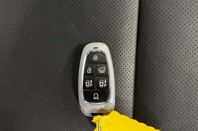 Hyundai Tucson (2021) thumbnail 18