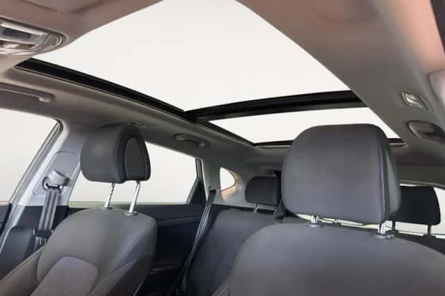 Hyundai Tucson (2017) thumbnail 21