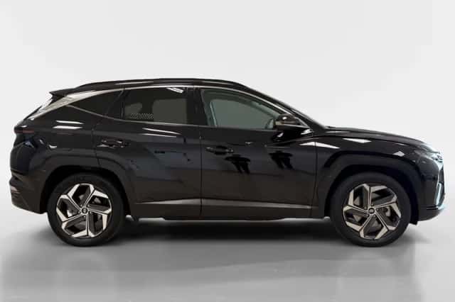 Hyundai Tucson (2023) thumbnail 4