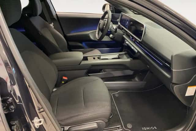 Hyundai Ioniq 6 (2025) thumbnail 12