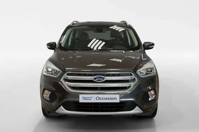 Ford Kuga (2017) thumbnail 2