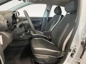 Hyundai i10 (2025) thumbnail 9