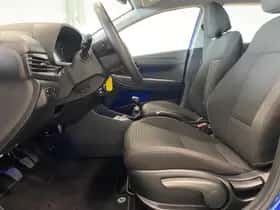Hyundai i20 (2021) thumbnail 9