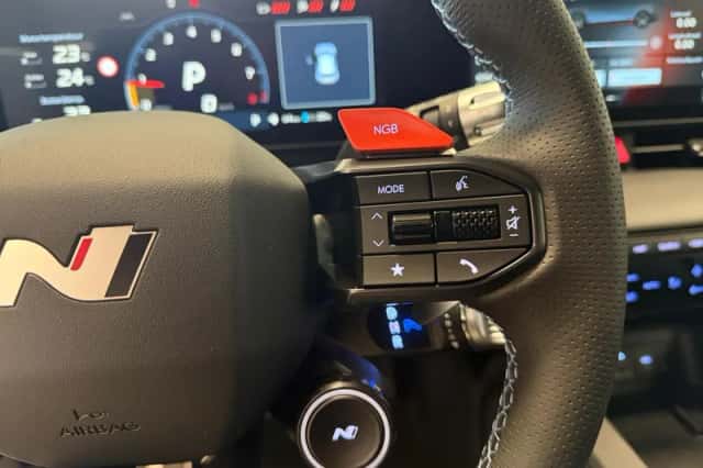 Hyundai Ioniq 5 (2026) thumbnail 18