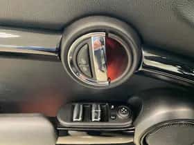 MINI Cooper (2020) thumbnail 23