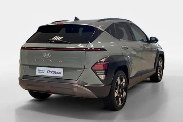 Hyundai Kona (2023) thumbnail 3