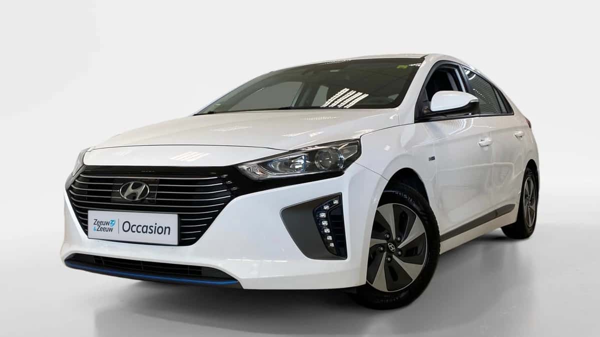 Hyundai Ioniq (2017) — foto 1