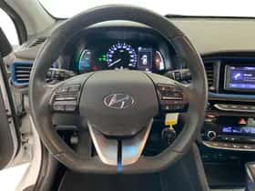 Hyundai Ioniq (2017) thumbnail 12
