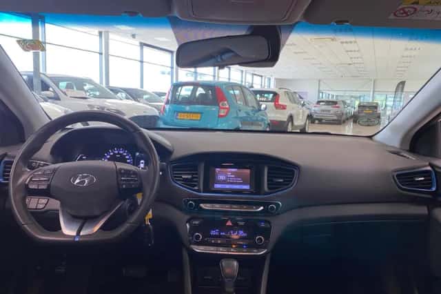 Hyundai Ioniq (2017) thumbnail 20