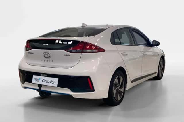 Hyundai Ioniq (2017) thumbnail 5