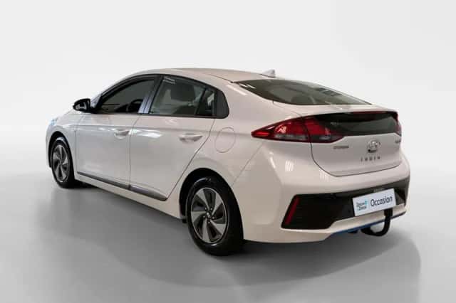 Hyundai Ioniq (2017) thumbnail 7