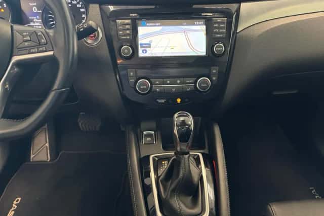 Nissan Qashqai (2018) thumbnail 16