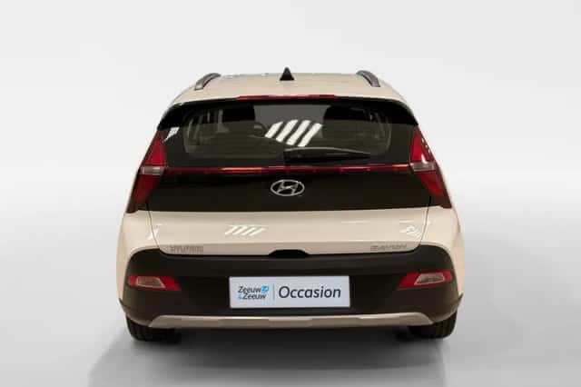 Hyundai Bayon (2024) thumbnail 3