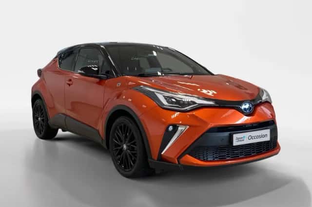 Toyota C-HR (2020) thumbnail 3