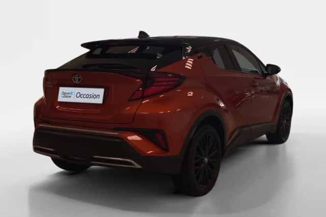 Toyota C-HR (2020) thumbnail 5
